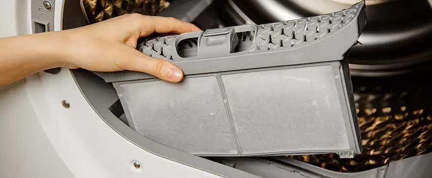 Signs Of A Clogged Dryer Lint Trap in Aberdeen, South Dakota