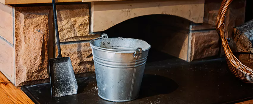 Clean The Fireplace Mantle And Hearth in Bayonet Point, Florida